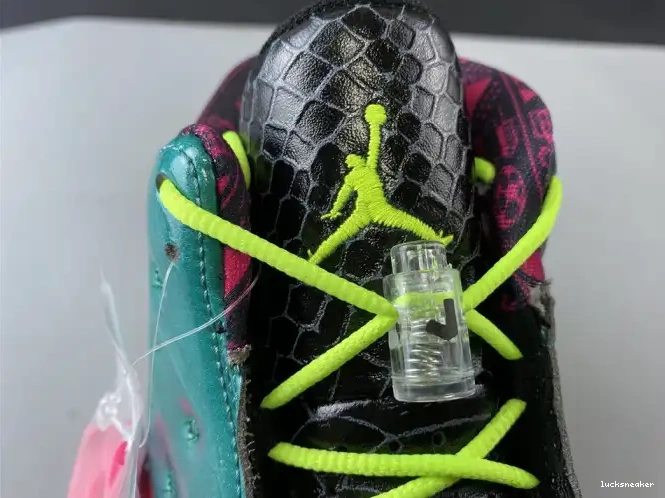 Rep LUCY Jordan Air Doernbecher 836405-305 13 Retro 0623